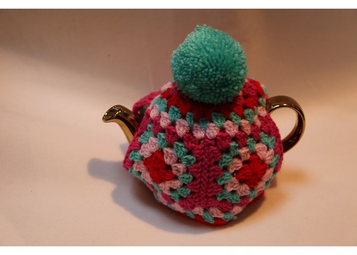 granny squares crochet tea cosies TCGS