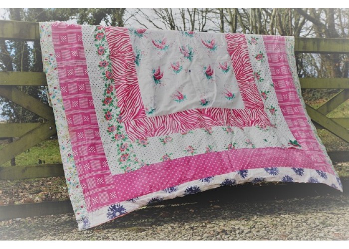 Pretty Pink Chintz Vintage Quilt Q02