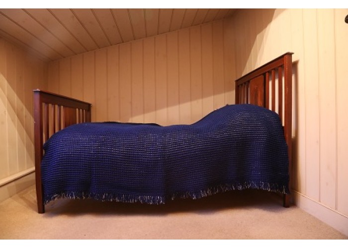 Navy Blue & White Honeycomb Quilt CPH76
